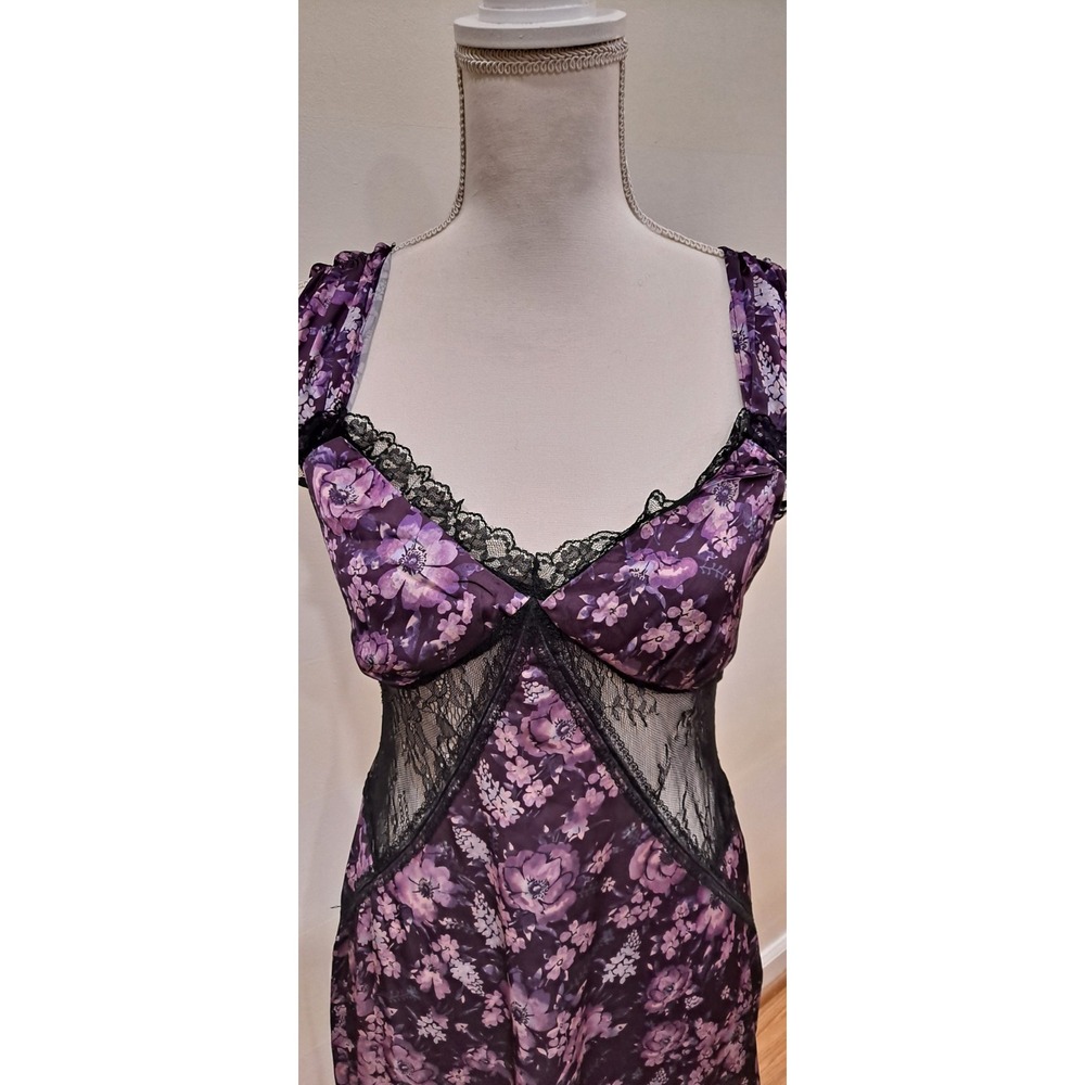 S Pretty Damage Vixen Dress Purple Floral Lace Cut Outs Y2K - Picture 10 of 10